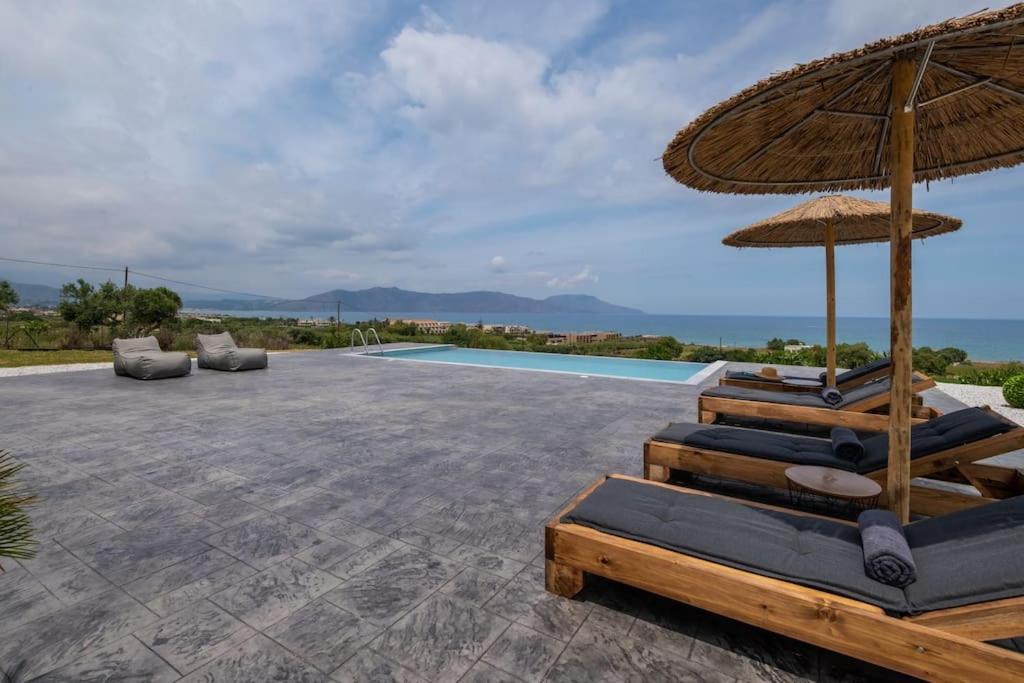 Blue Harmony Villa Dhrámia 외부 사진