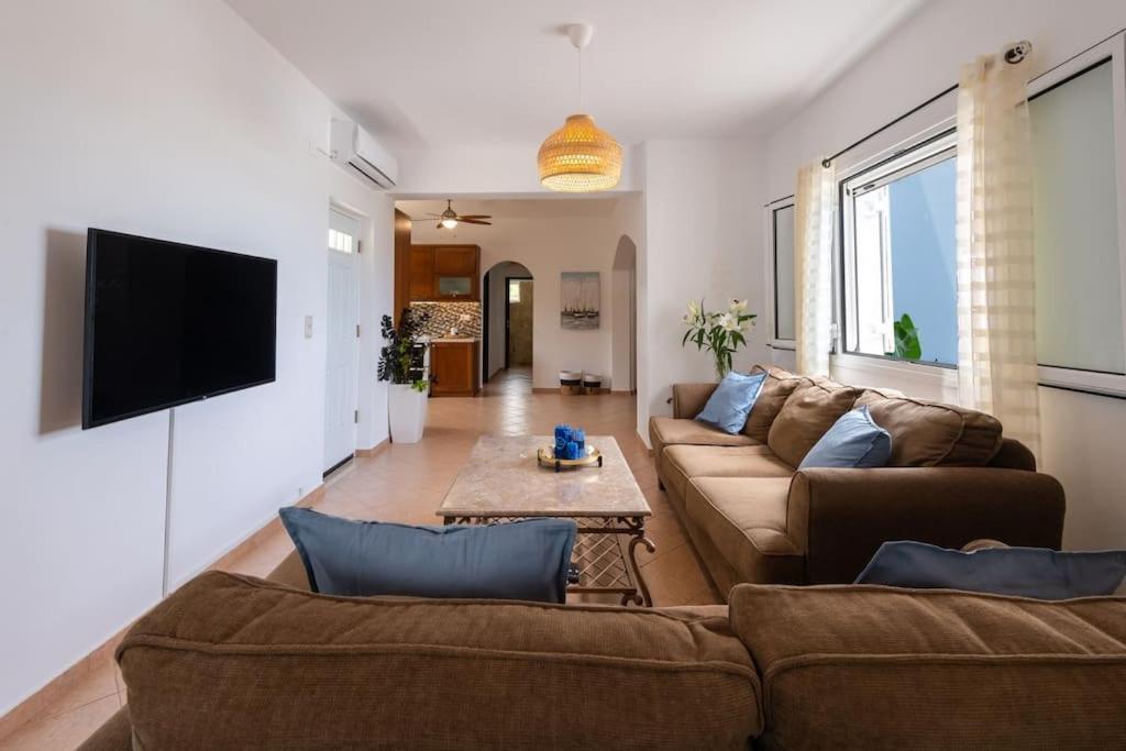 Blue Harmony Villa Dhrámia 외부 사진