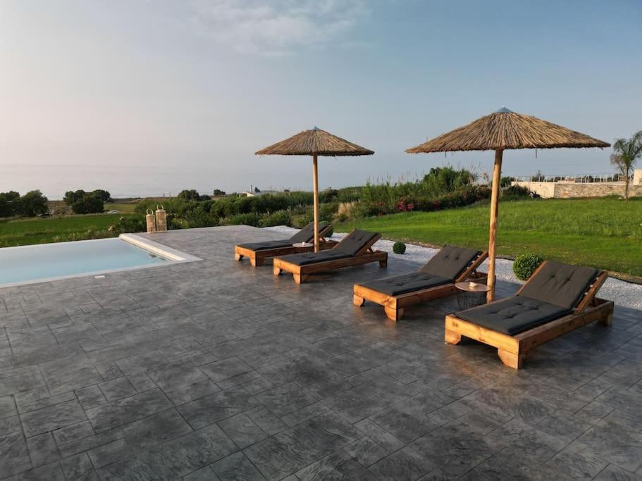 Blue Harmony Villa Dhrámia 외부 사진